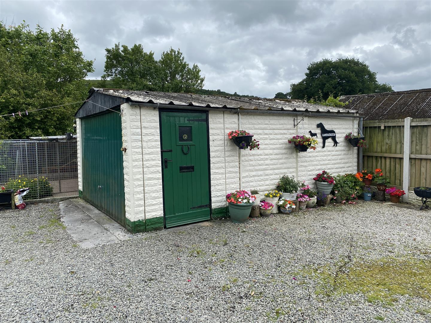 GARAGE